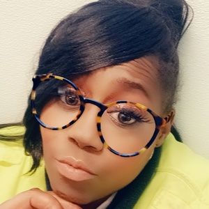 Meet your Posher, Kisha